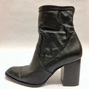 Intentionally Blank Janet boots size 7